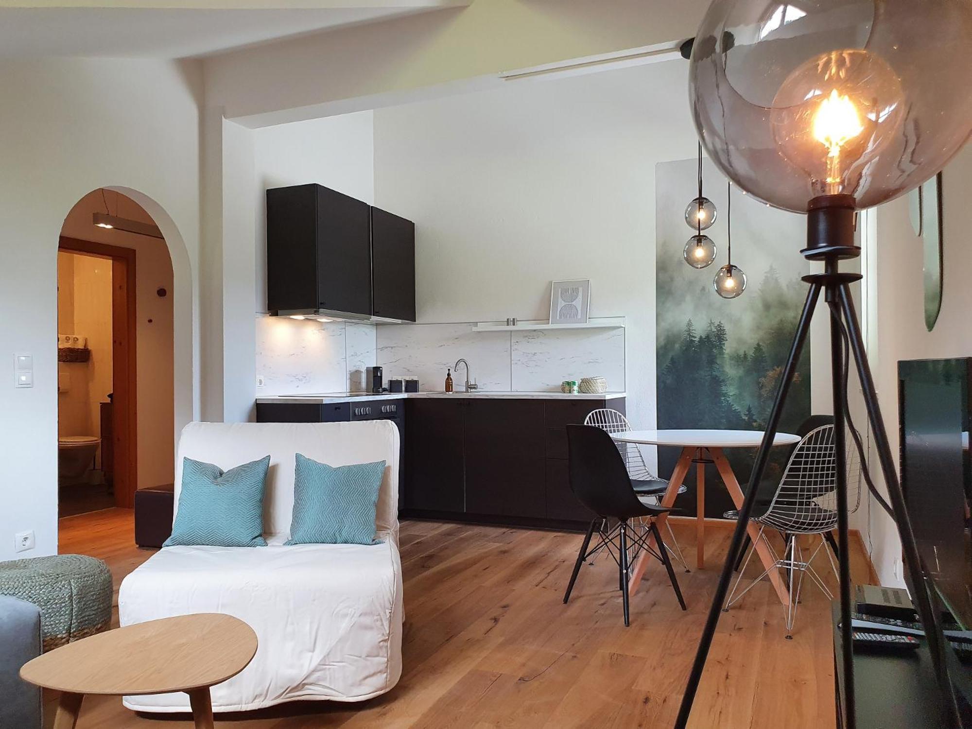 Alpenflair Apartment Mit Bergblick - Inkl Parkplatz #7 Innsbruck Buitenkant foto