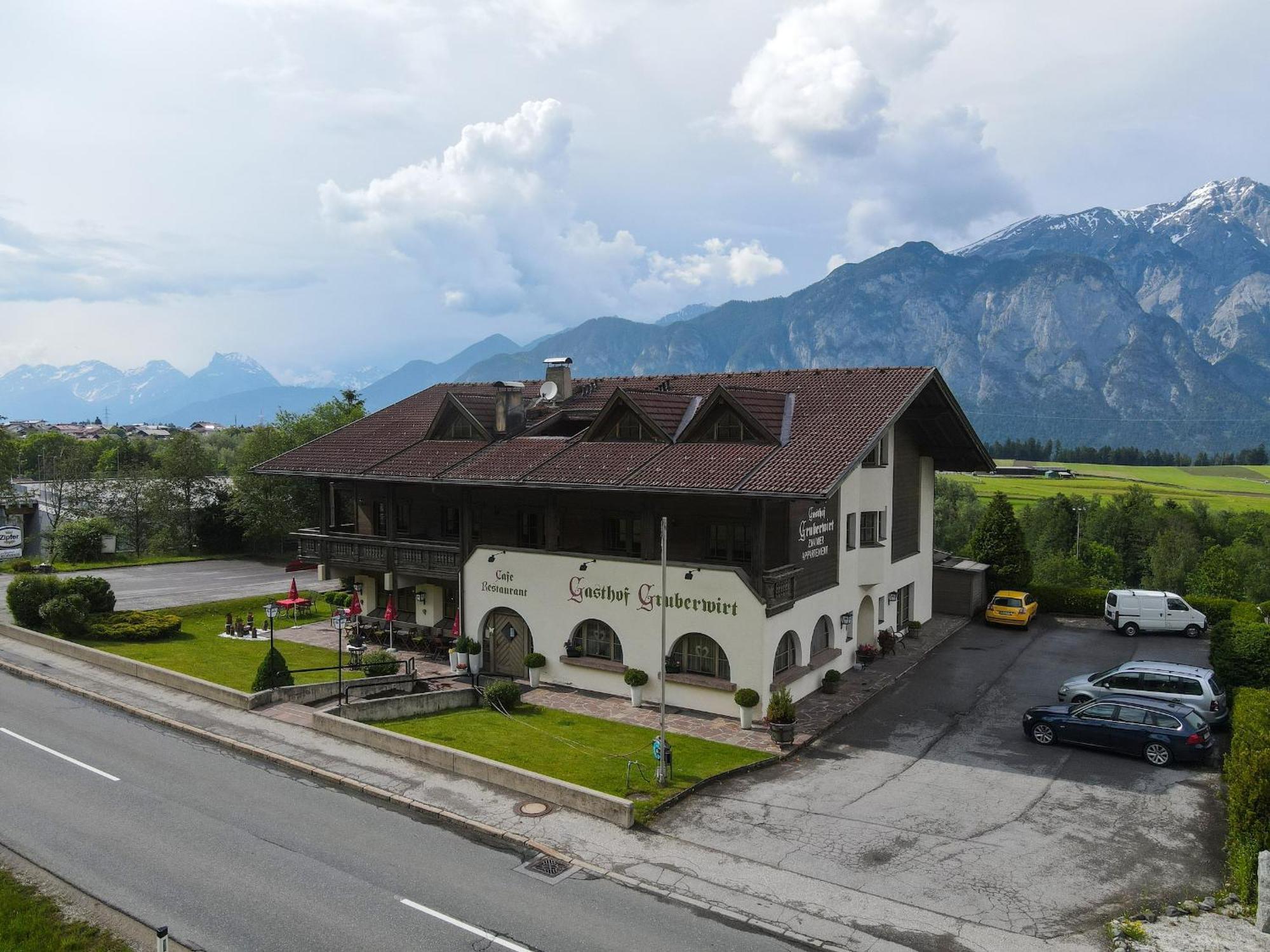 Alpenflair Apartment Mit Bergblick - Inkl Parkplatz #7 Innsbruck Buitenkant foto